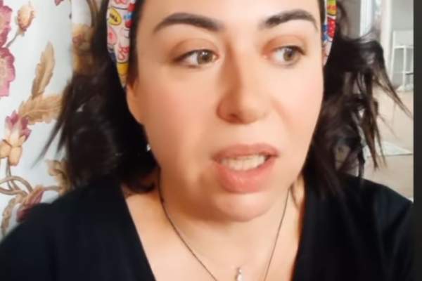 “Nu a dus-o capul să înțeleagă!”. Oana Roman a răbufnit în mediul online. Ce mesaj a primit de la unul dintre fani / FOTO