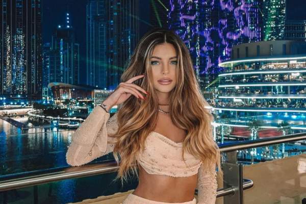Valerie Lungu, ținta haterilor din mediul online! Influencerița a rămas fără pagina de Facebook: “Postează tot felul de prostii!” / FOTO