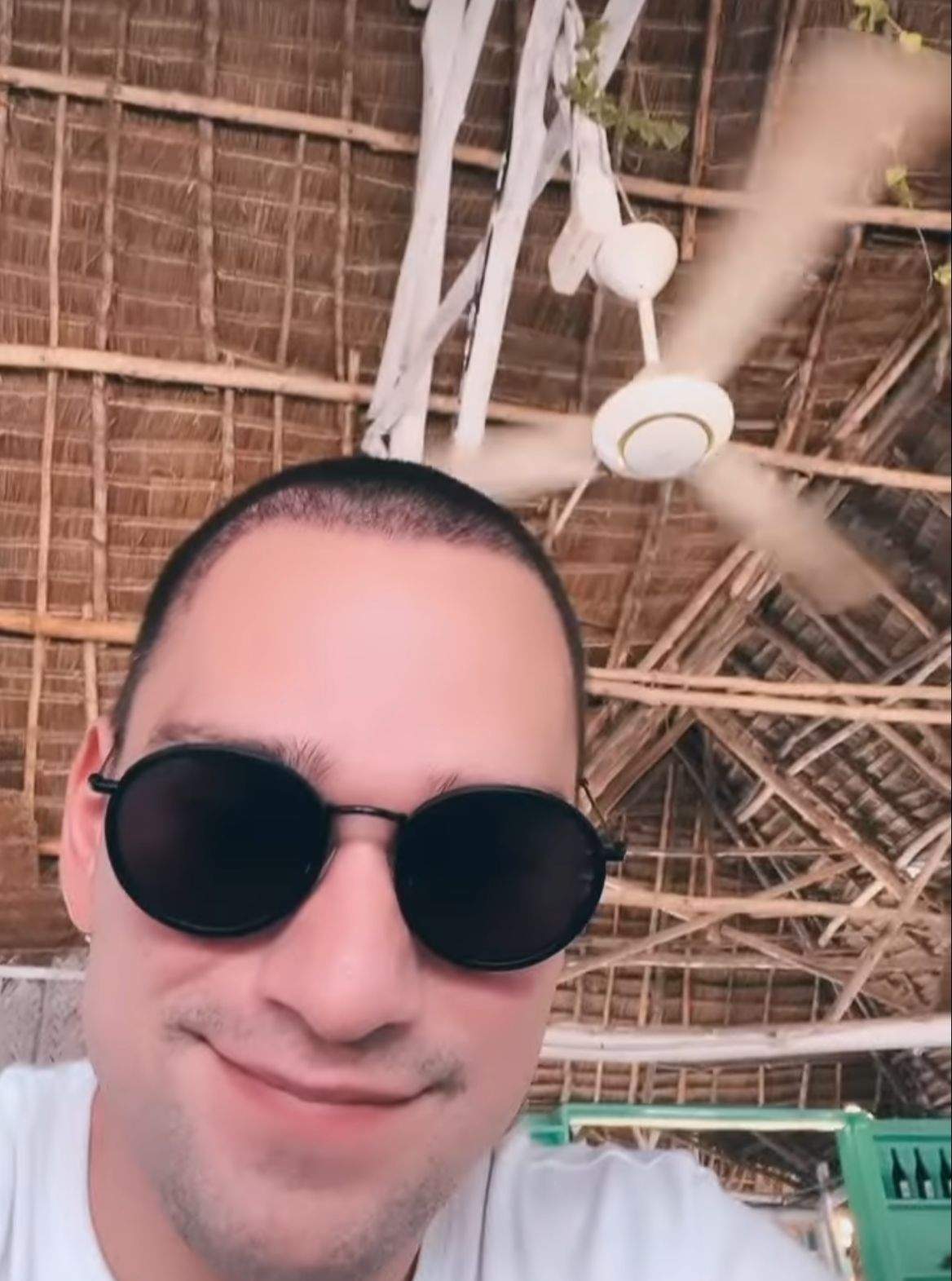 Vlad Gherman și Oana Moșneagu, o nouă vacanță împreună. Cei doi au plecat în Zanzibar: “După 11 ore de zbor” / FOTO