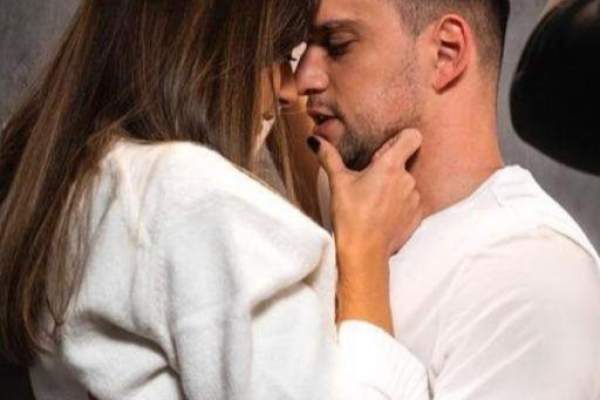 Ce diferență de vârstă este între Vlad Gherman și Oana Moșneagu! Cei doi formează cel mai proaspăt cuplu din showbiz-ul românesc