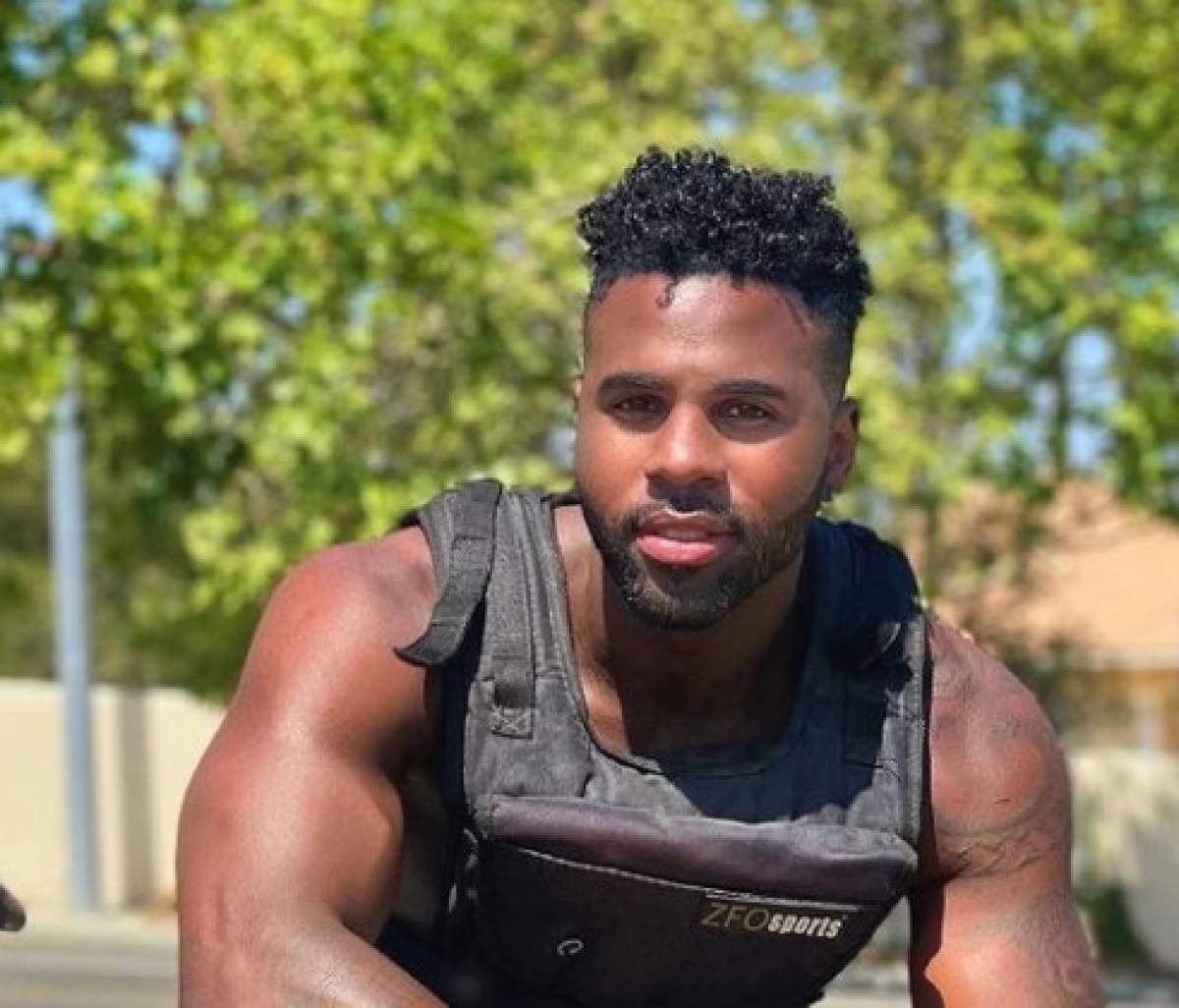 Jason Derulo, în echipament de militar