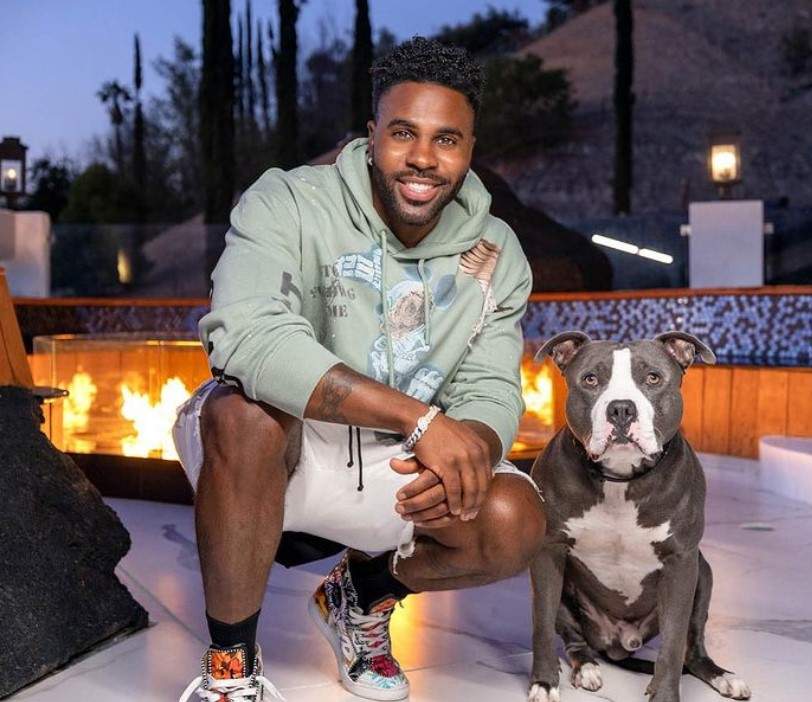 Jason Derulo, implicat într-o altercație după ce o persoană l-a confundat cu Usher. Ce au declarat martorii