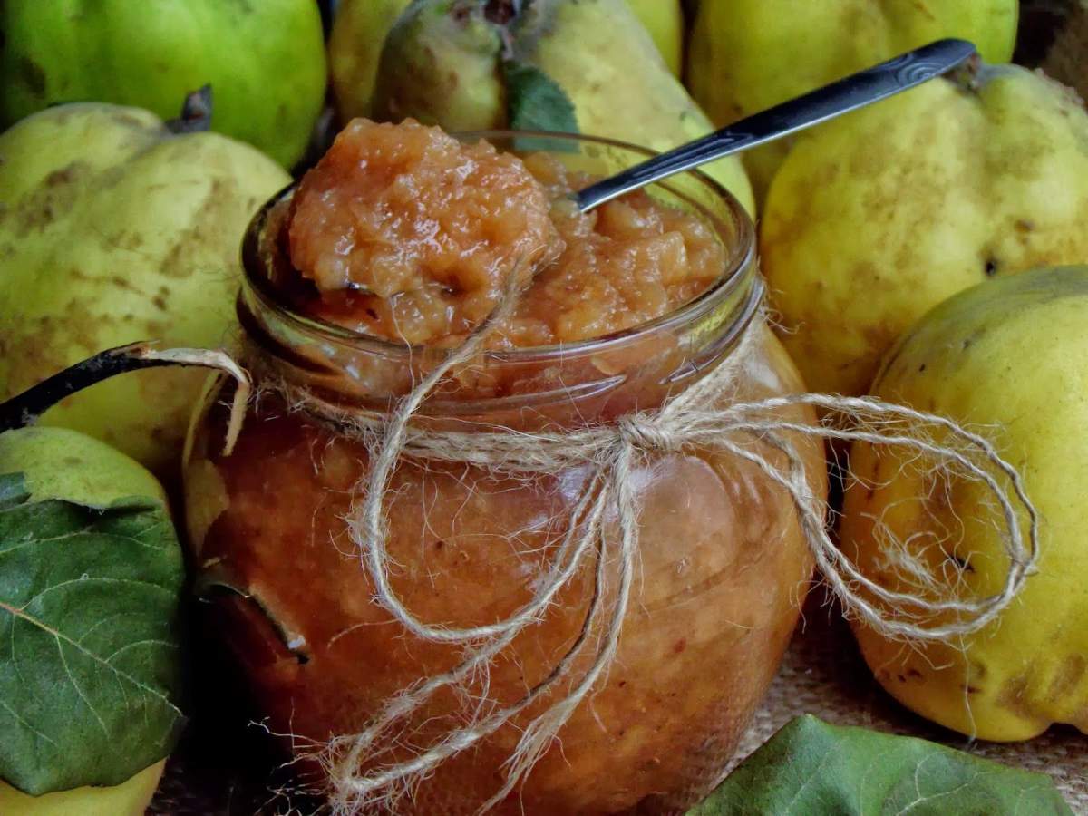Rețetă de gem de gutui fără zahăr. Un preparat gustos și sănătos, numai bun pentru iarnă
