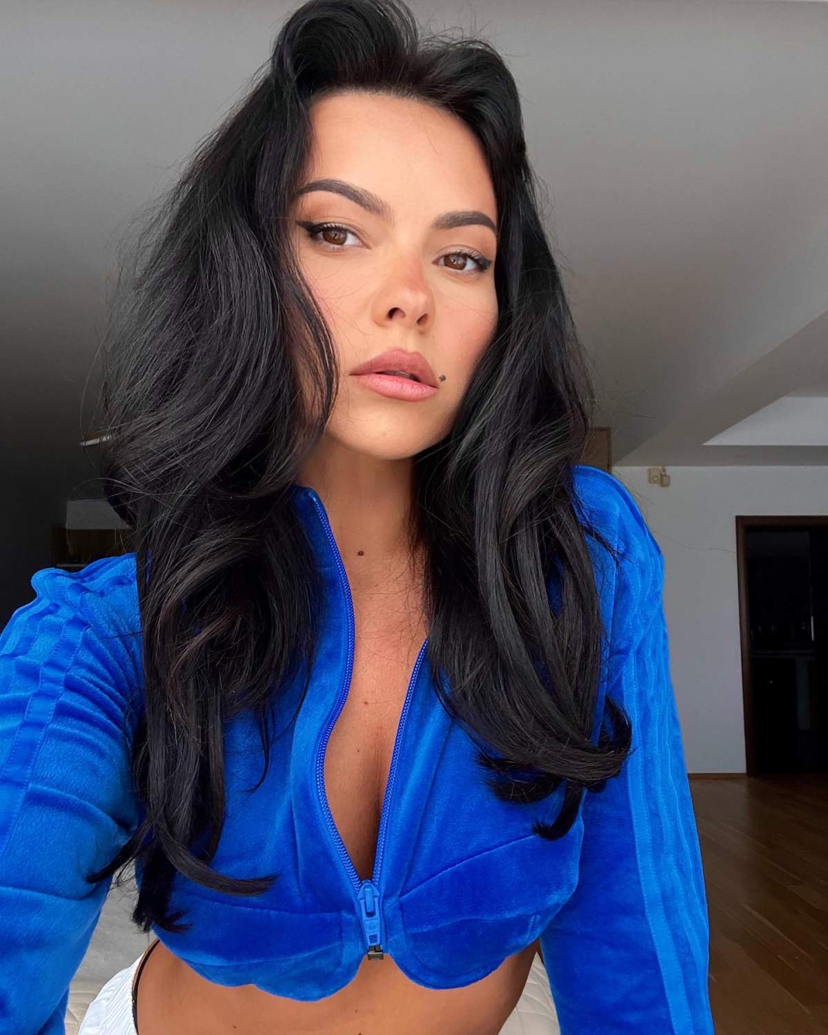 Inna a împlinit 36 de ani. Artista a avut parte de o surpriză de zile mari chiar în timpul concertului / FOTO