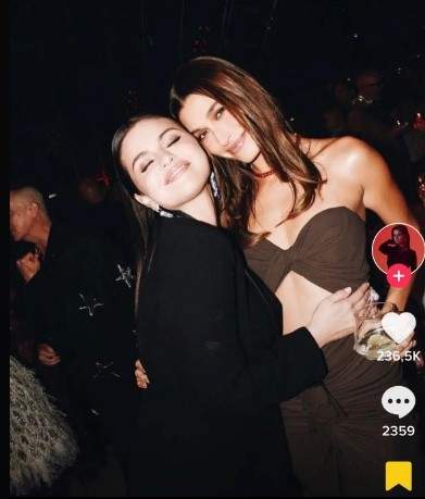 Selena Gomez și Hailey Bieber, apariție neașteptată la un eveniment. Cele două s-au pozat împreună / FOTO