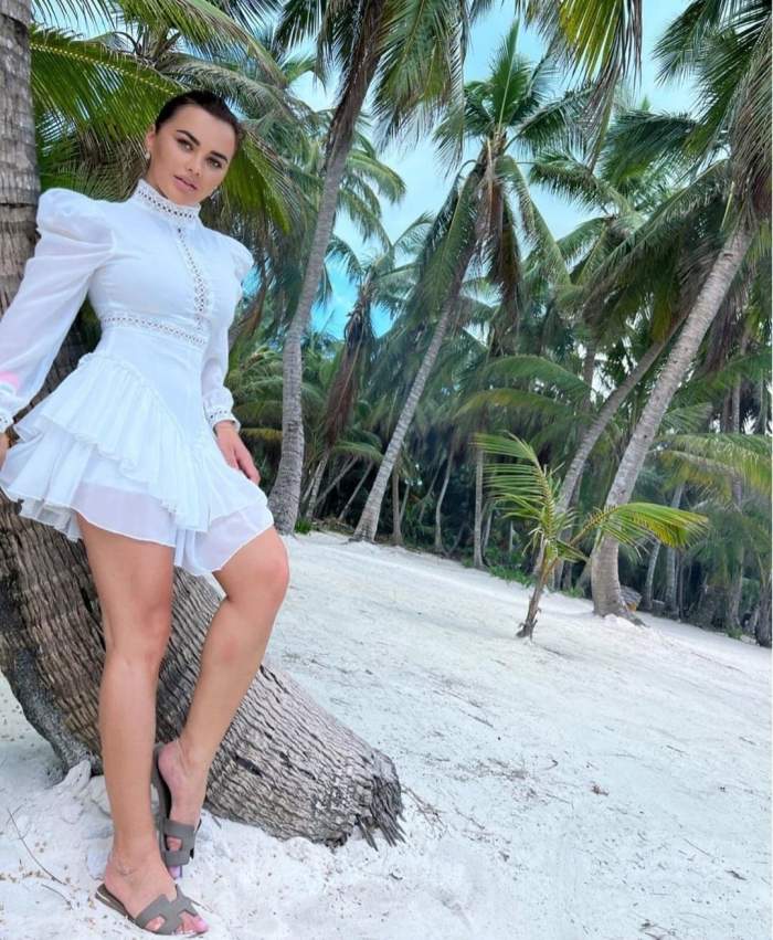 Carmen de la Sălciua se bucură din plin de luna de miere într-o destinație de lux. Cu ce fotografii și-a încântat fanii / FOTO
