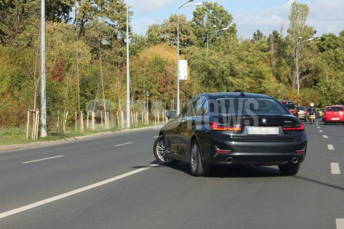 Florin Călinescu, apariție surprinzătoare într-o mașină tinerească. Cum a fost surprins actorul, când spera să nu fie văzut de polițiști / PAPARAZZI