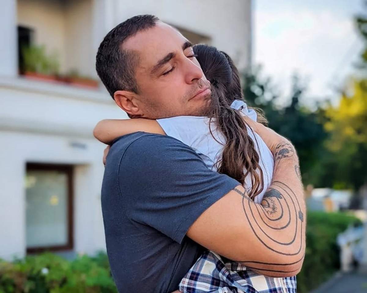 Cum arăta Vladimir Drăghia atunci când era în perioada vârstei fiicei lui, Alegra. Actorul neagă asemănarea dintre cei doi / FOTO