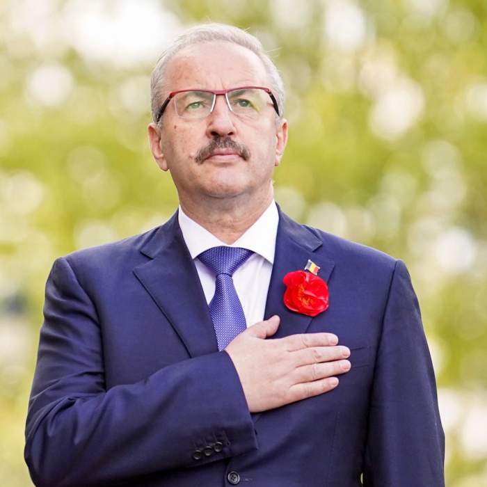 Ministrul Apărării, Vasile Dîncu, și-a dat demisia: „Motivez gestul meu...”