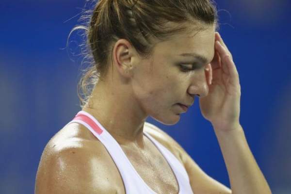 Simona Halep poate pierde o sumă importantă de bani în urma suspendării pentru dopaj. Jucătoarea de tenis va fi nevoiotă să înapoieze un premiu câștigat