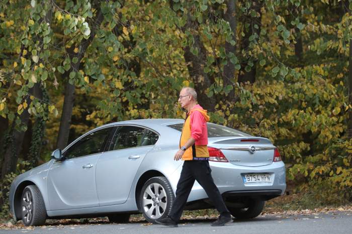 Pentru Toni Grecu și soția lui, nimic nu se compară cu o plimbare în aer liber. Cei doi, responsabili când vine vorba de sănătate / PAPARAZZI