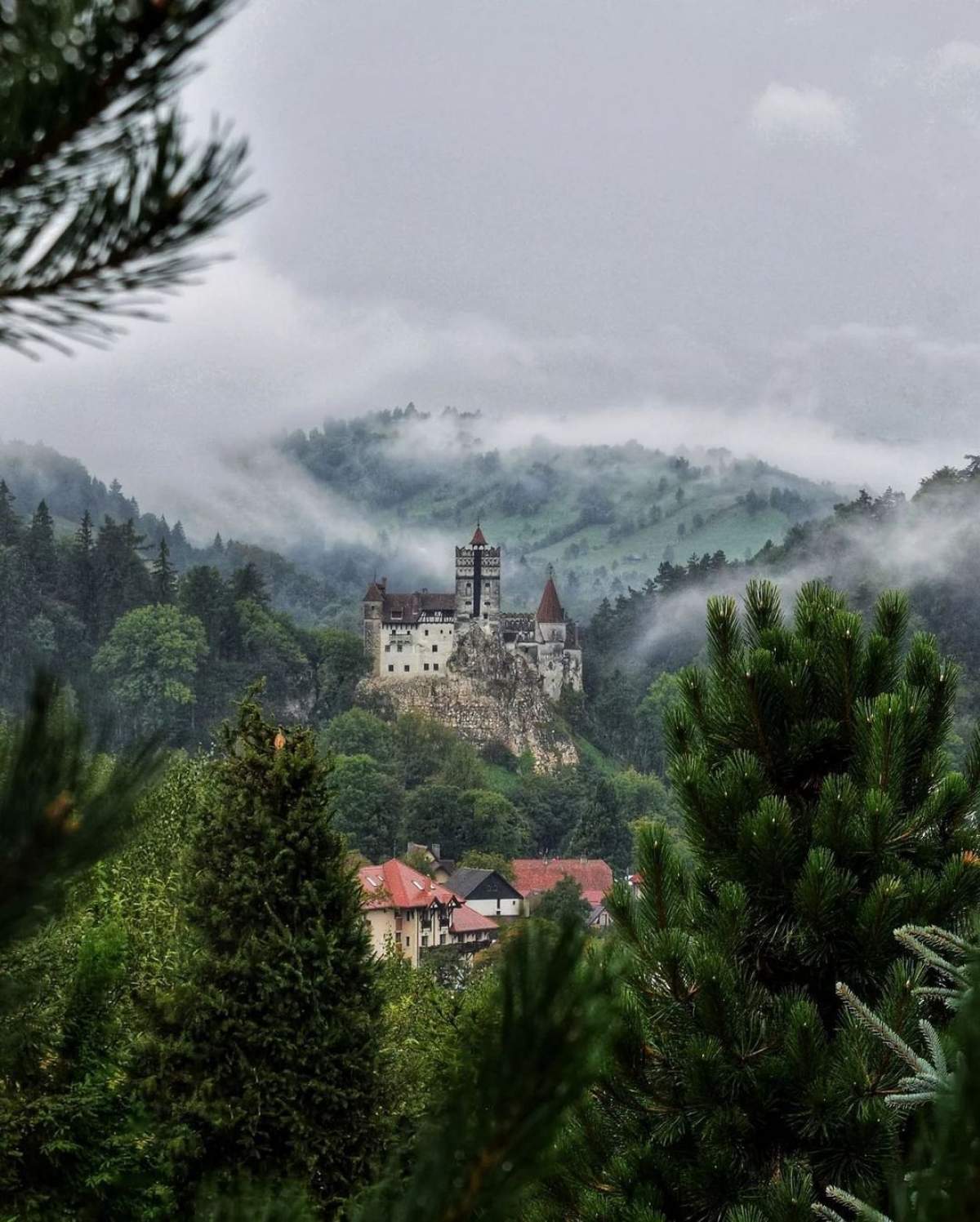 Cât costă să închiriezi Castelul Bran pentru o petrecere. Suma incredibilă care nu este pentru orice buzunar