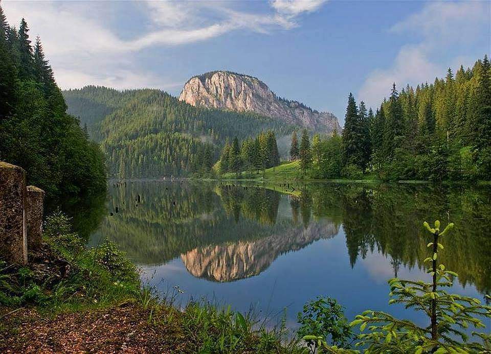 Locul din România unde te poți caza gratuit. Zona în care poți dormi fără să plătești / FOTO