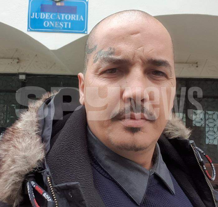 VIDEO / Artistul care își caută de opt ani fetița răpită, arestat chiar înainte de a-și strânge fiica în brațe / Mărturie cutremurătoare