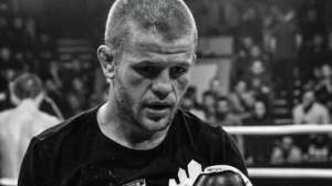 Doliu în lumea sportului. Un luptător MMA a murit după ce a mâncat pepene