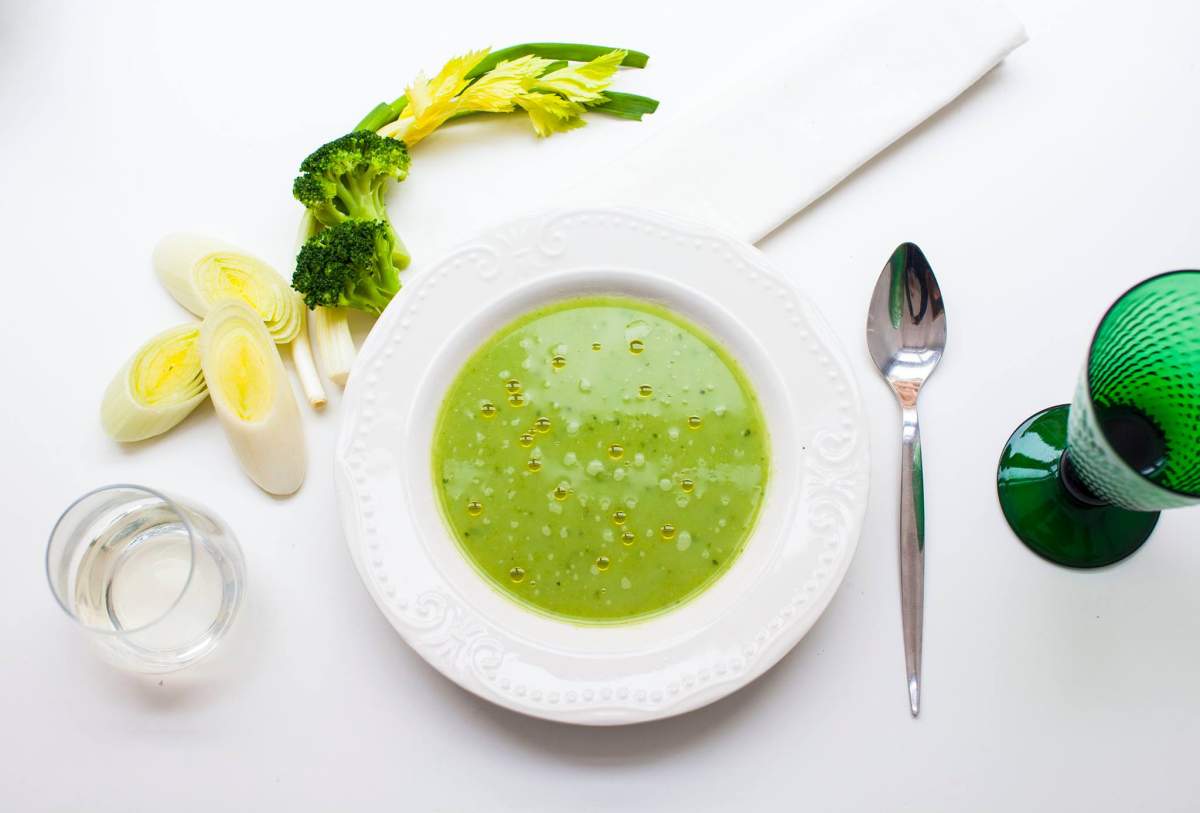 Supa care te scapă de răceală și gripă Supa care te scapă de răceală și gripă