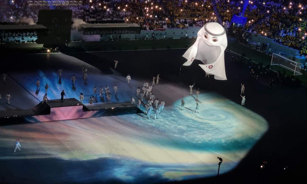 Ceremonia spectaculoasă de deschidere a Cupei Mondiale din Qatar. Cât a costat și cum arată marele stadion în 2022
