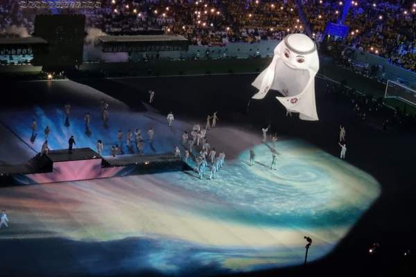 Ceremonia spectaculoasă de deschidere a Cupei Mondiale din Qatar. Cât a costat și cum arată marele stadion în 2022 / FOTO