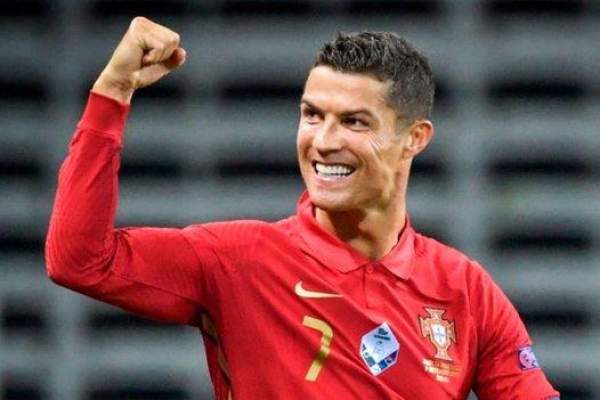 Cristiano Ronaldo, singurul om din lume care a ajuns la jumătate de miliard de urmăritori în mediul online. Starul portughez a dat lovitura / FOTO