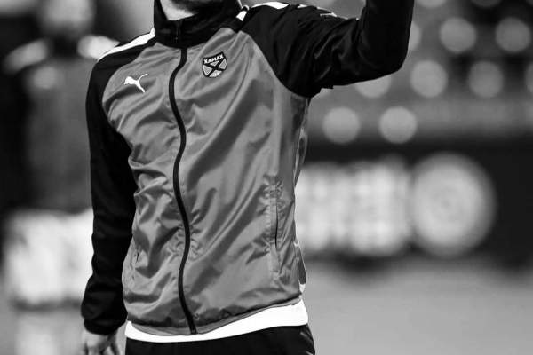 Doliu în lumea sportului! Un fotbalist celebru și-a pus capăt vieții la 27 de ani