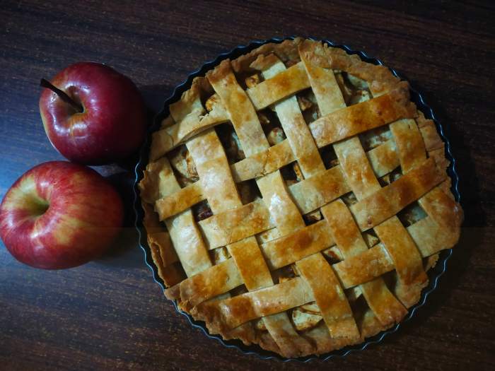 Ingredientul de care nu trebuie să uiți, atunci când pregătești plăcintă cu mere