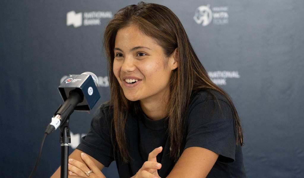 Emma Răducanu a fost premiată de Regele Charles al III-lea pentru câștigarea US Open: "Sunt extrem de recunoscătoare"