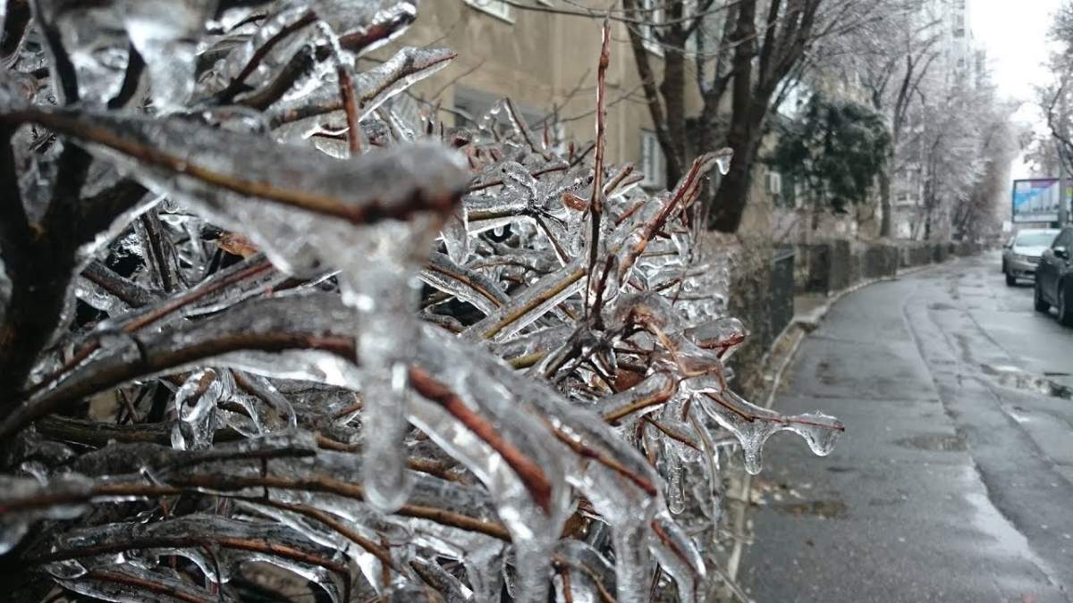 Avertisment ANM! Cod galben de freezing rain și polei în mai multe județe din țară