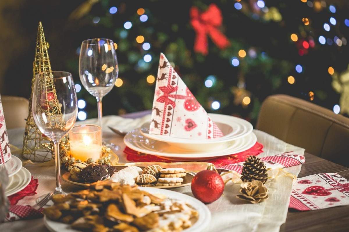 Cum poți decora corect masa de Crăciun