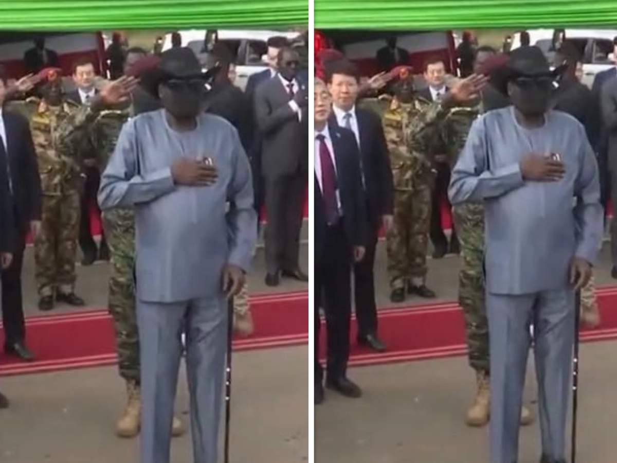 Preşedintele Sudanului de Sud s-a scăpat pe el chiar în timp ce cânta imnul național. Incidentul a fost transmis în direct