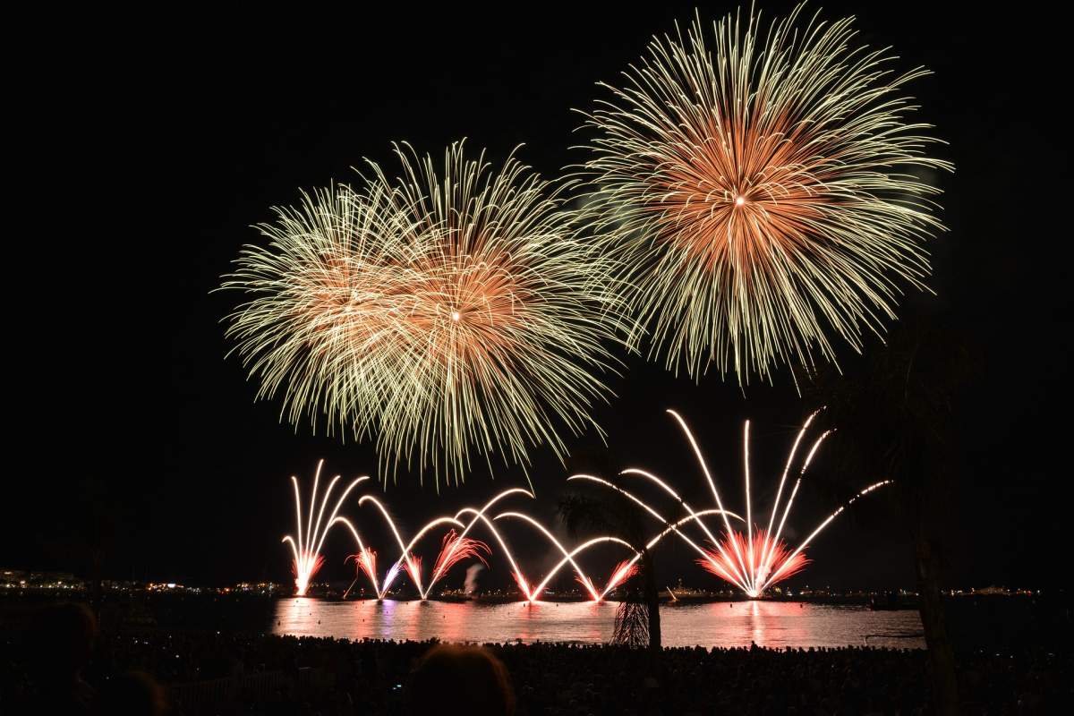 Locurile din România în care artificiile vor fi interzise. Ce sancțiuni se vor impune