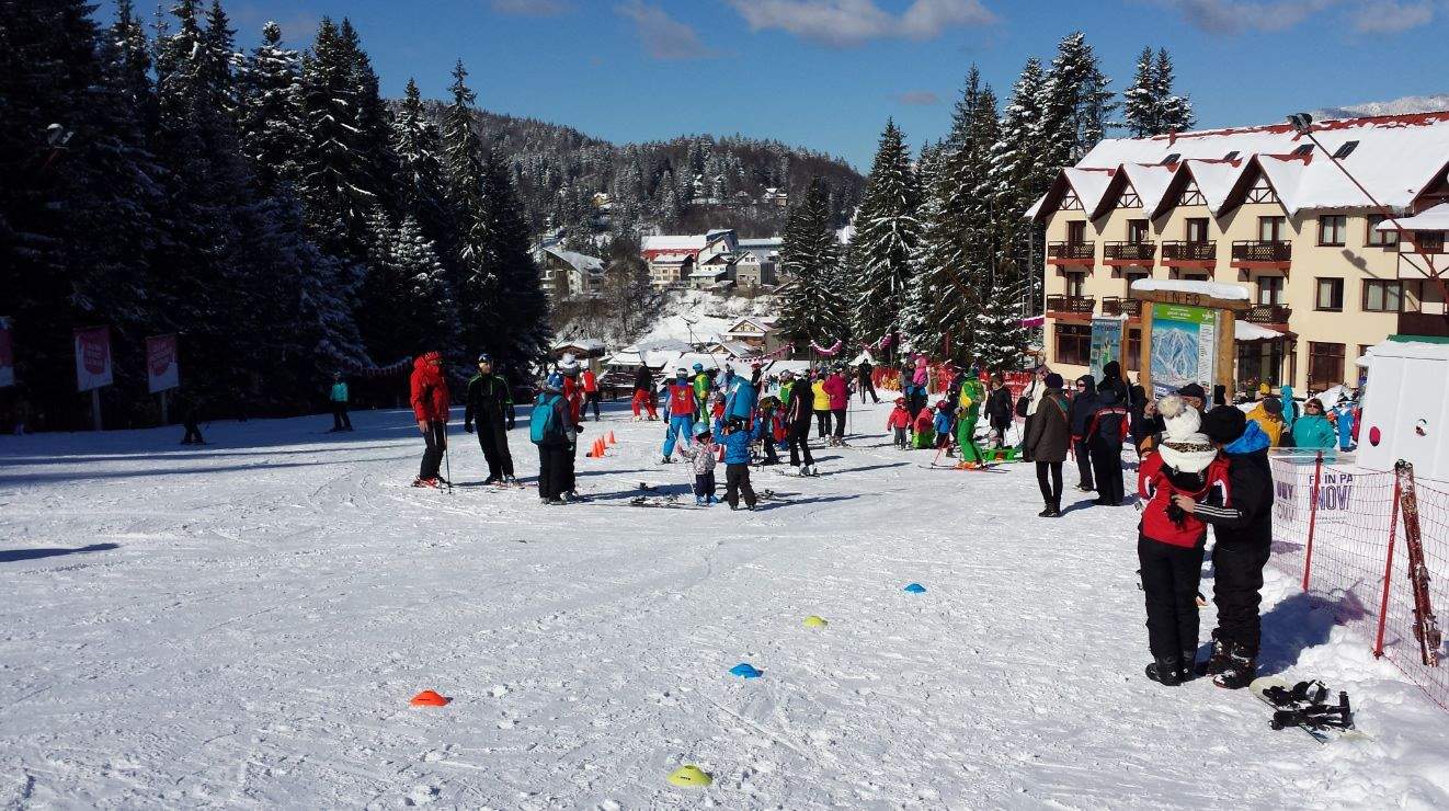 Orașul din România situat la cea mai mare altitudine. Ce găsești când ajungi aici? Imaginile sunt de vis / FOTO