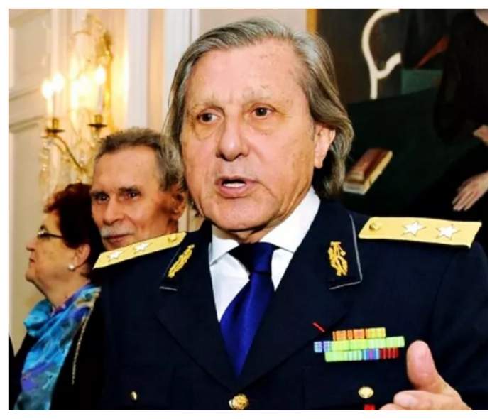 Cum a ajuns Ilie Năstase general al Armatei Române. Poartă uniforma de câte ori are ocazia
