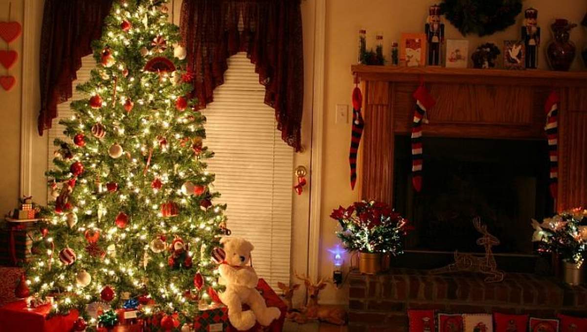 Locul din casă unde să așezi bradul de Crăciun dacă vrei să îți meargă bine în 2023. Regulile pe care să le iei în seamă