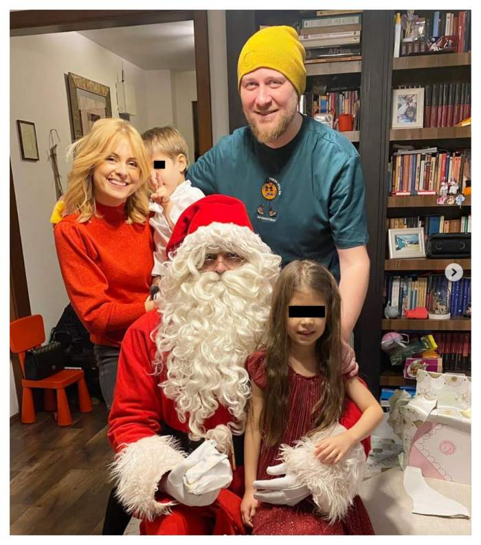 Simona Gherghe l-a primit în casă pe Moș Crăciun. Cum au reacționat copiii săi / FOTO