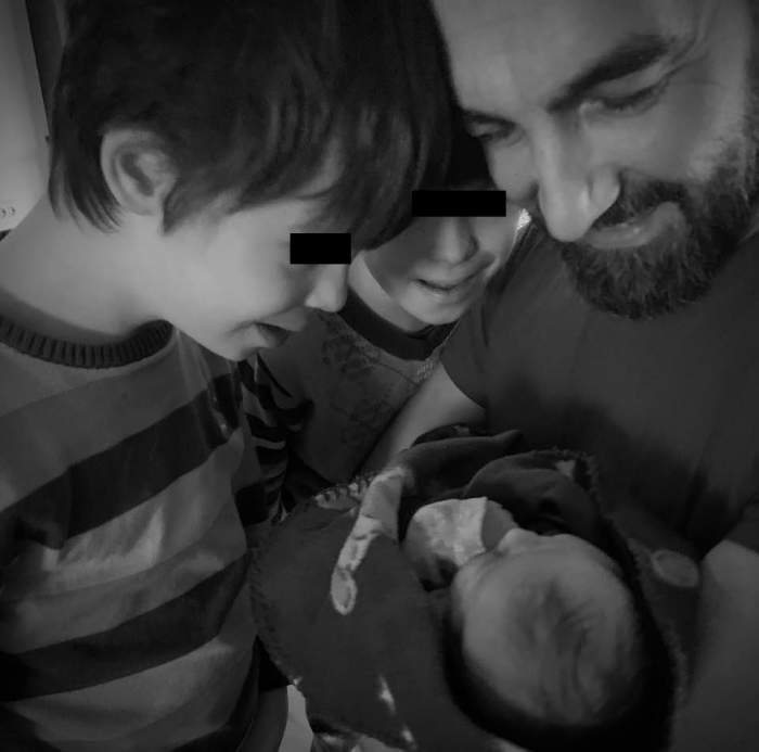 Cristina Bălan a devenit mamă pentru a treia oară. Artista a postat prima imagine cu fiica sa, alături de gemeni și soțul său