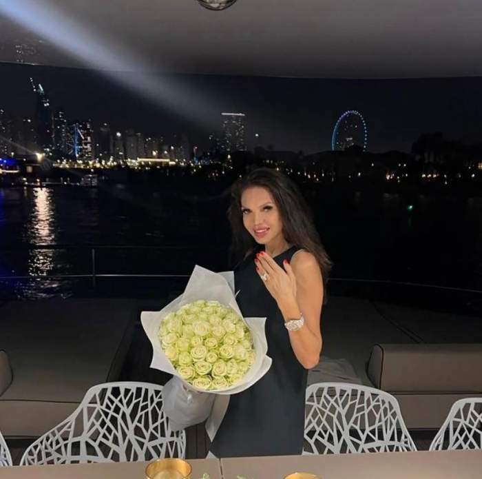 Cristina Spătar a spus marele „DA” în Dubai. Cum arată inelul cu diamante pe care l-a primit vedeta / VIDEO