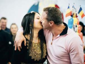 Alin Oprea și Medana s-au logodit! Imagini emoționante de la eveniment: „De mână mereu cu tine” / FOTO