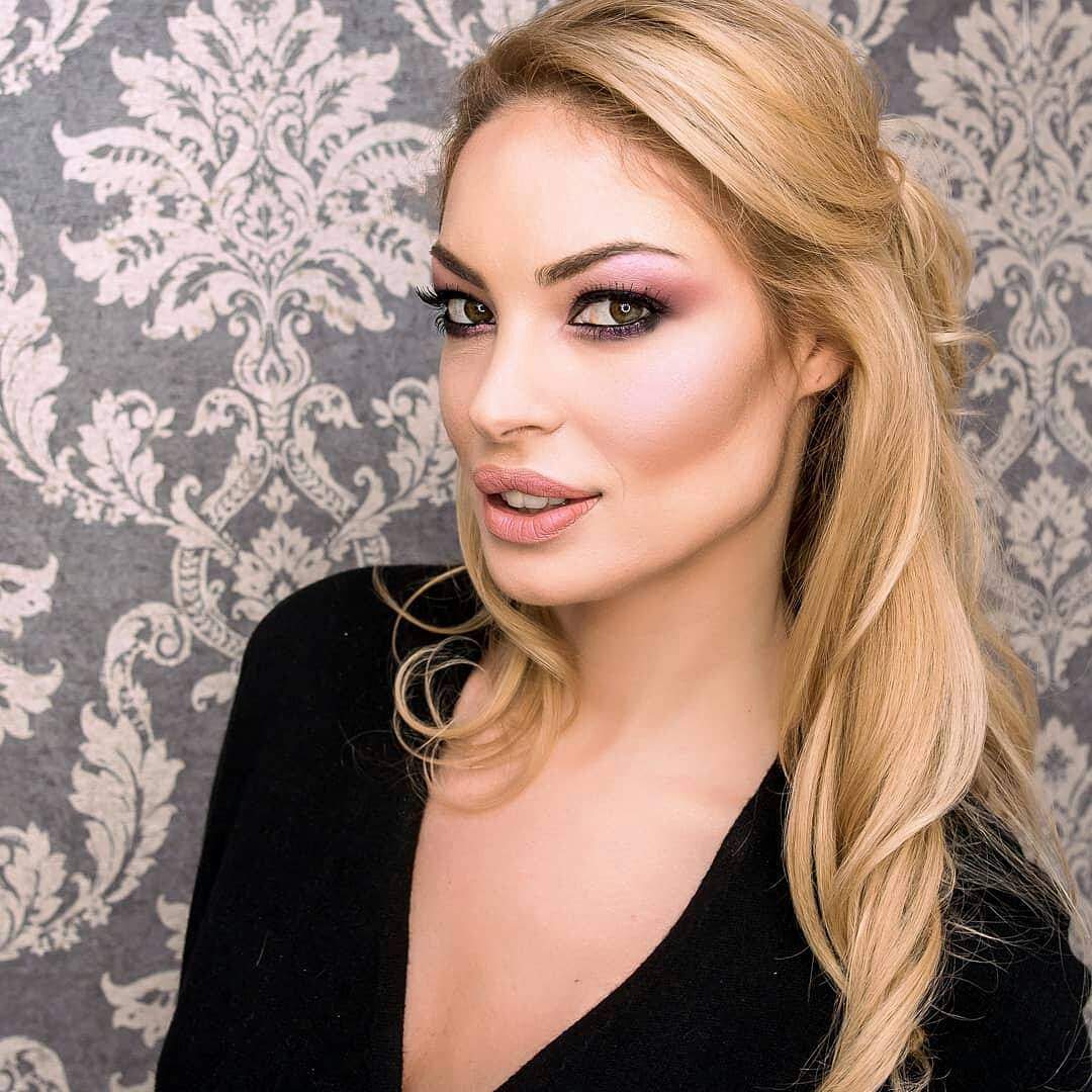 Valentina Pelinel a împlinit 42 de ani. Ce mesaj a transmis vedeta pe rețelele de socializare: "Am primit de la viața..."