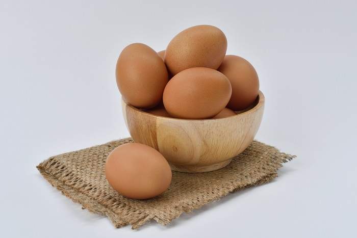 Ouăle s-au scumpit înainte de Crăciun. Românii vor plăti mai mult pentru aceste produse avicole
