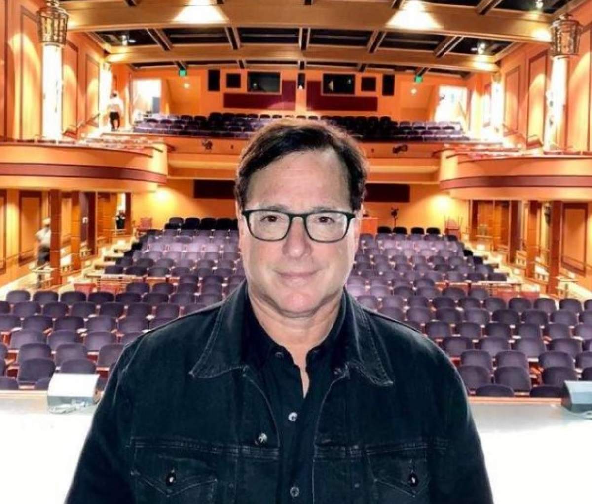 Bob Saget, într-un teatru