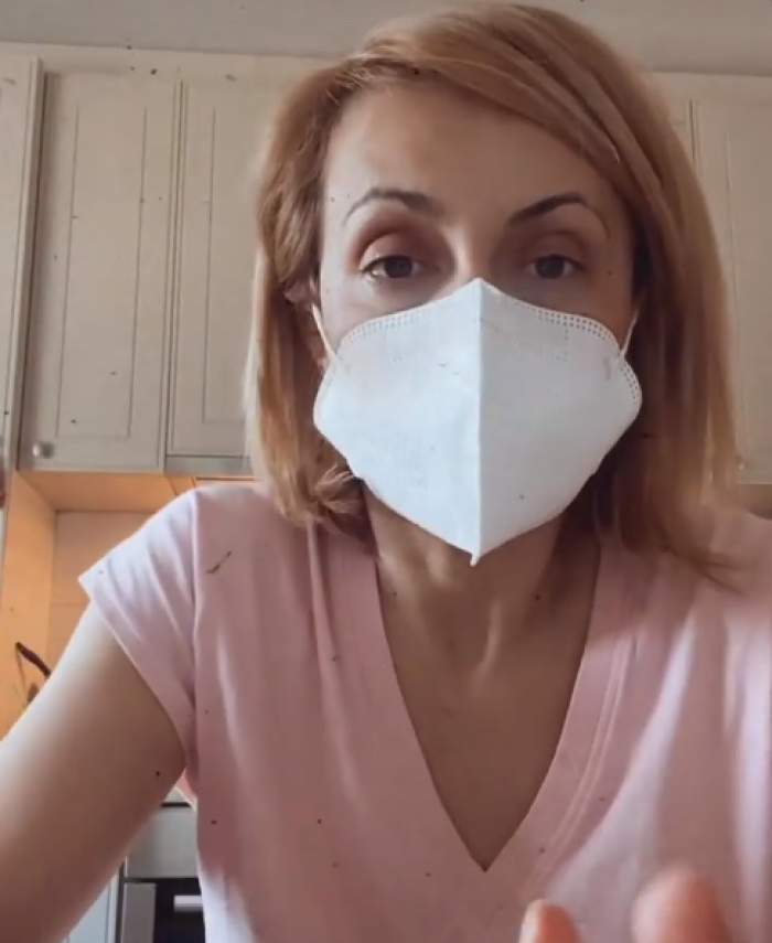 Motivul pentru care Simona Gherghe poartă mască, în casă! Ce se întamplă cu restul familiei prezentatoarei de la Mireasa: ”M-a zguduit bine” / VIDEO