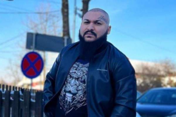 Dani Mocanu a vrut să ajute refugiații din vamă, dar nu a fost lăsat. Un polițist a intervenit: „Le-au zis că sunt periculos”
