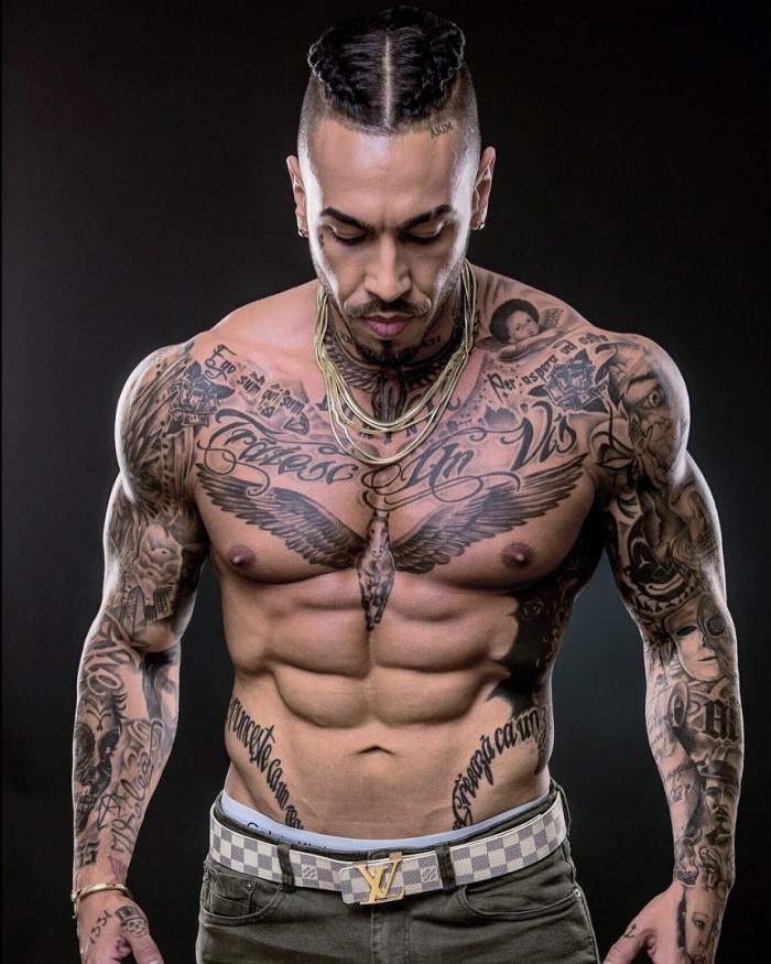 alex velea tatuaje