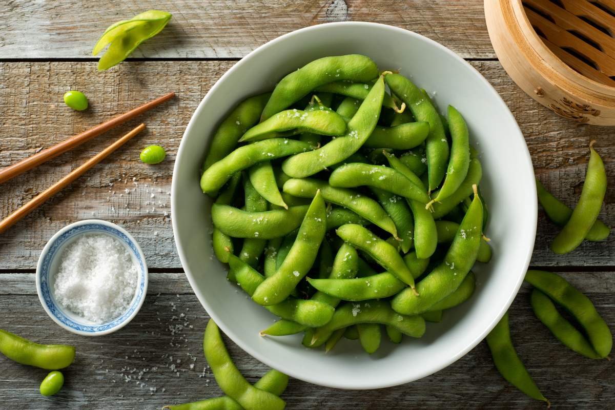 Ce să gătești din edamame. Patru rețete simple și gustoase