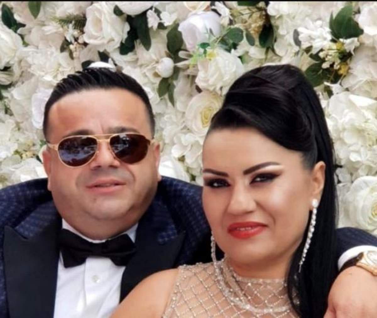 Adrian și Cati Simionescu Cum s-a filmat Adrian Minune cu soția sa, Cati Simionescu, după ce a fost prins cu amanta. Cei doi, mai îndrăgostiți ca niciodată / FOTO