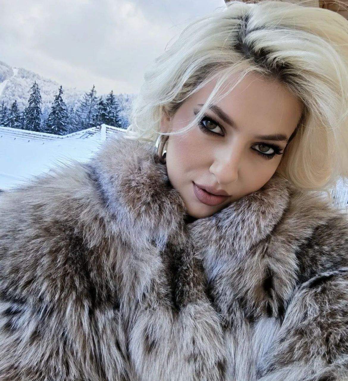 “Ai și tu fațete dentare?”. Răspunsul oferit de Lidia Buble la întrebarea insistentă a fanilor. Artista, reacție neașteptată / FOTO