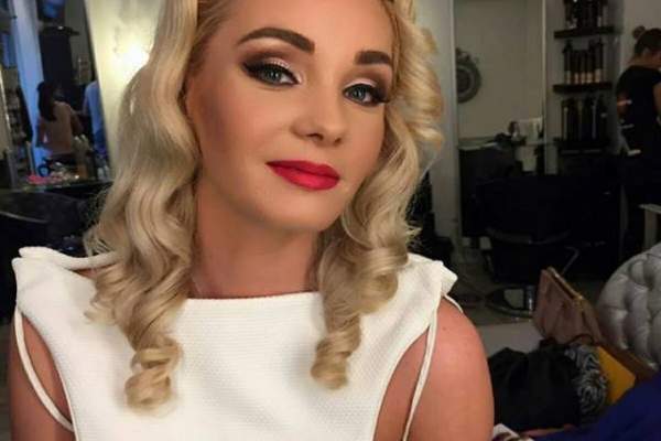 Maria Constantin este transformată total după intervențiile chirurgicale. Câte operații estetice are solista de muzică populară