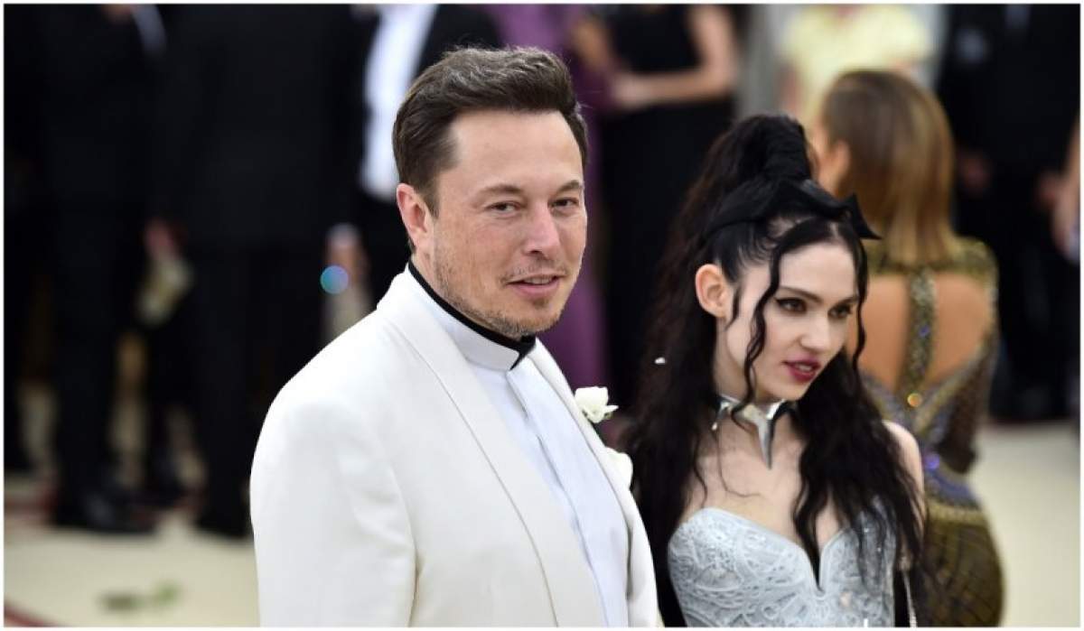 Elon Musk şi cântăreața Grimes sunt părinți pentru a doua oară. O fetiță a fost născută în secret prin intermediul unei mame surogat