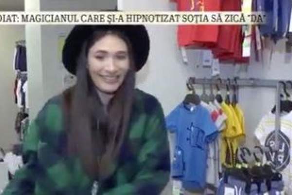 Laura Micovschi îi schimbă garderoba fiului său. Prezentatoarea TV face totul pentru cel mic: ,,Am făcut curat în dulap" / FOTO