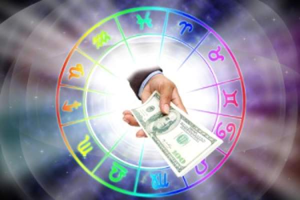 Zodia care primește un salariu uriaș la final de martie. Au parte de o răsplată mai mare decât s-ar fi așteptat